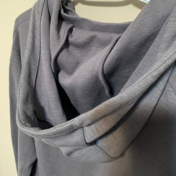 Nike Pullover Hoodie, size L - Picture 8 of 8